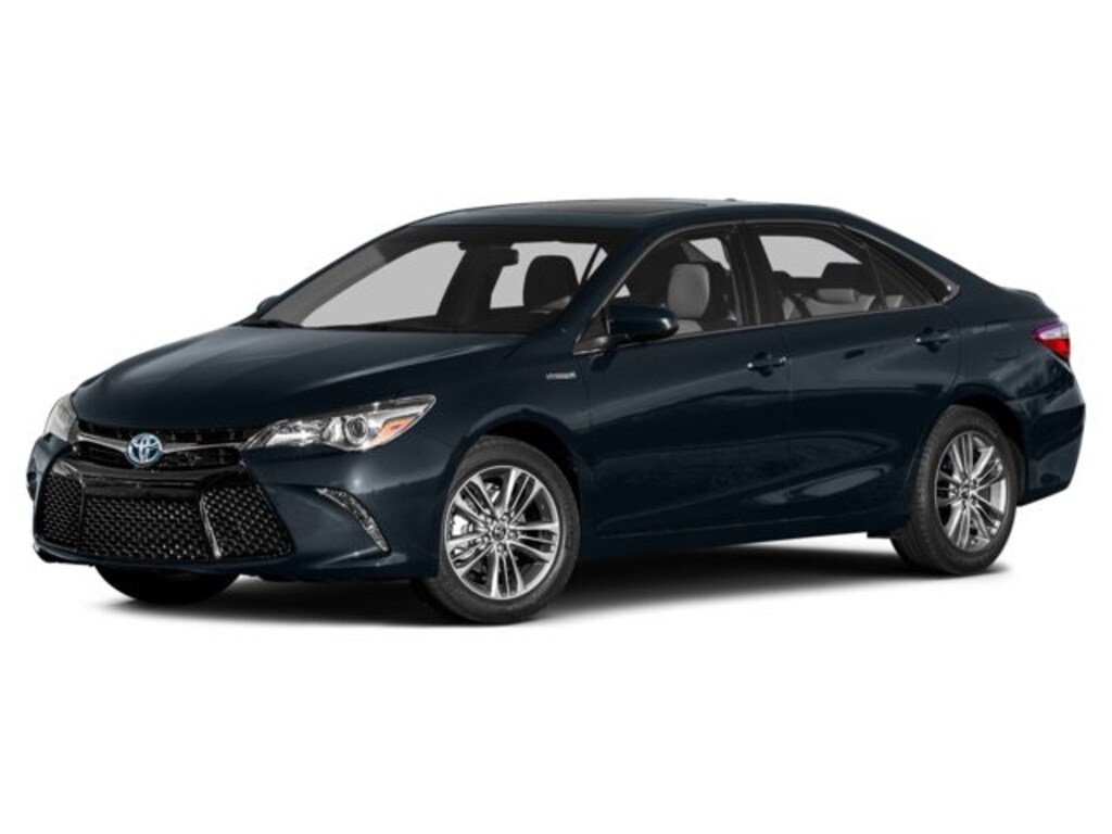 Used 2015 Toyota Camry Hybrid LE Sedan