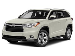 Used 2015 Toyota Highlander Limited Platinum V6 Sport Utility near Dallas, TX