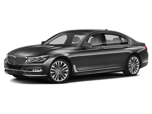 2016 BMW 7 Series 750i's photo