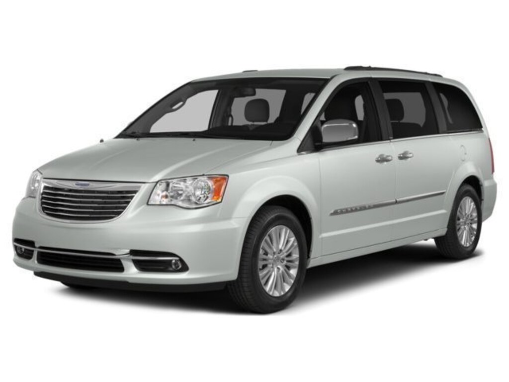 Used 2016 Chrysler Town & Country Limited Minivan