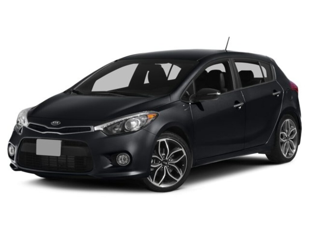Used 2016 Kia Forte 5-Door LX Hatchback