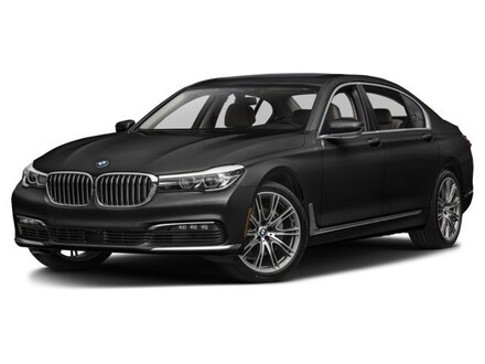 2017 BMW 7 Series 740i Sedan