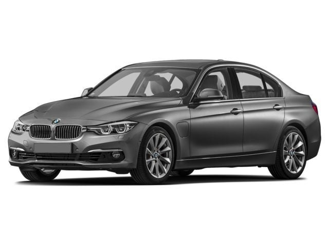 2017 BMW 3 Series 330e's photo