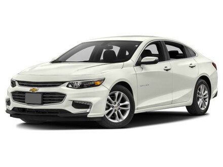 2017 Chevrolet Malibu LT Car