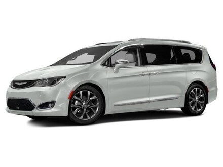 2017 Chrysler Pacifica Limited Minivan