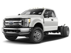 2017 Ford F-450 Chassis Truck Super Cab