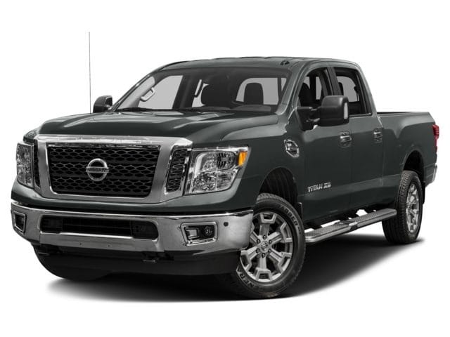 2017 Nissan Titan XD SV's photo