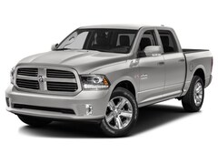2017 Ram 1500 Lone Star Silver Truck Crew Cab