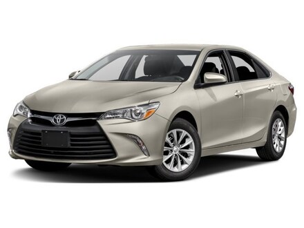 2017 Toyota Camry XLE Sedan