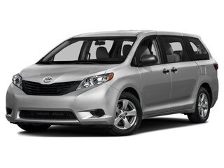Used 2017 Toyota Sienna LE (LE FWD 8-Passenger (Natl)) for sale in Clearwater