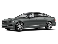 2017 Volvo S90 T6 AWD Momentum Sedan