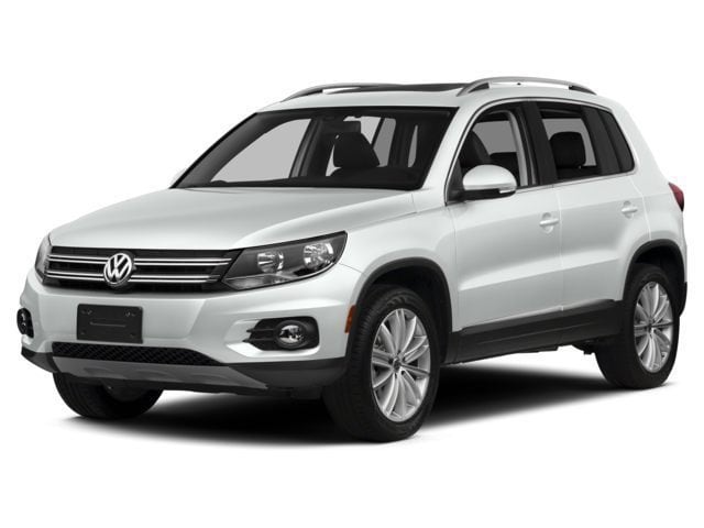 2017 Volkswagen Tiguan Wolfsburg Edition -
                Waukesha, WI