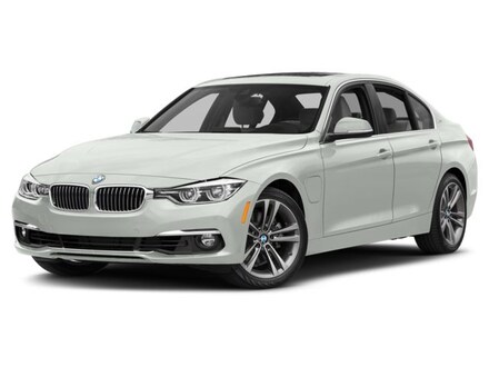2018 BMW 3 Series 330e iPerformance Sedan