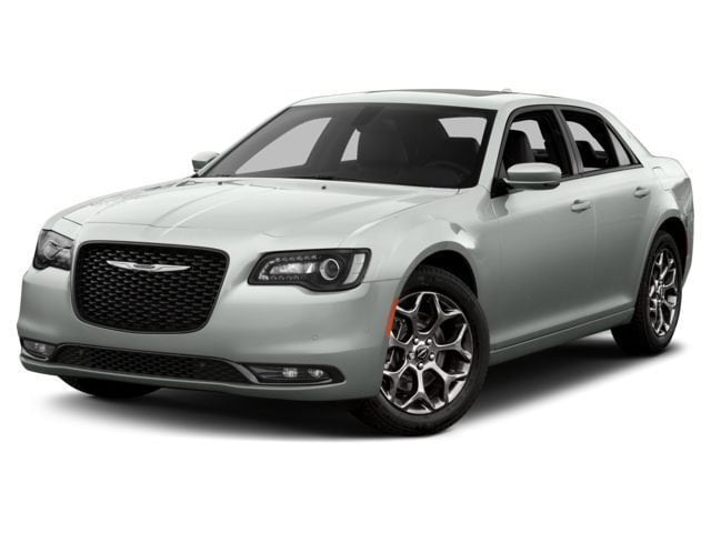 2018 Chrysler 300 S's photo