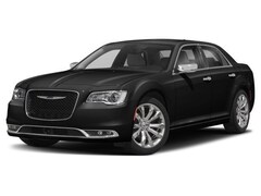 2018 Chrysler 300
