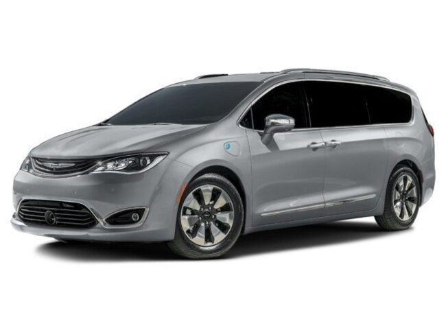 2018 Chrysler Pacifica Hybrid Limited Minivan