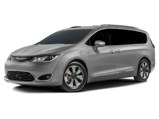 2018 Chrysler Pacifica Hybrid Limited's photo