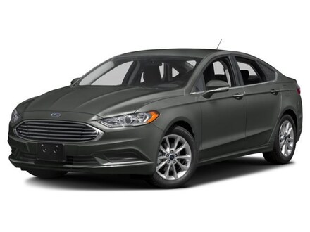 Featured used 2018 Ford Fusion SE Sedan for Sale in Louisburg, KS