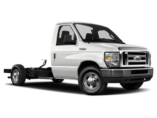 Used 2018 Ford E-350 Cutaway E-350 DRW 176 WB Truck for sale in Clearwater