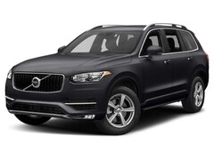 Used 2018 Volvo XC90 T6 AWD Momentum (7 Passenger) SUV YV4A22PK1J1329543 for Sale in Schaumburg, IL at Patrick Volvo Cars