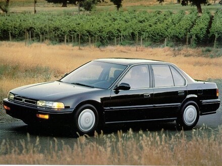 1992 Honda Accord EX (M5) (STD is Estimated) Sedan
