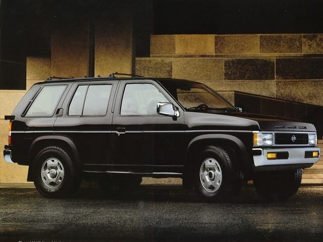 1993 Nissan Pathfinder's photo