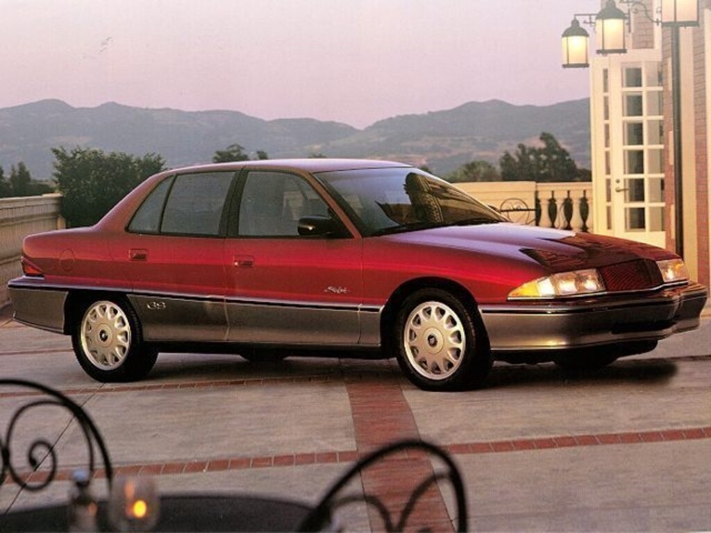 Used 1995 Buick Skylark Custom Sedan