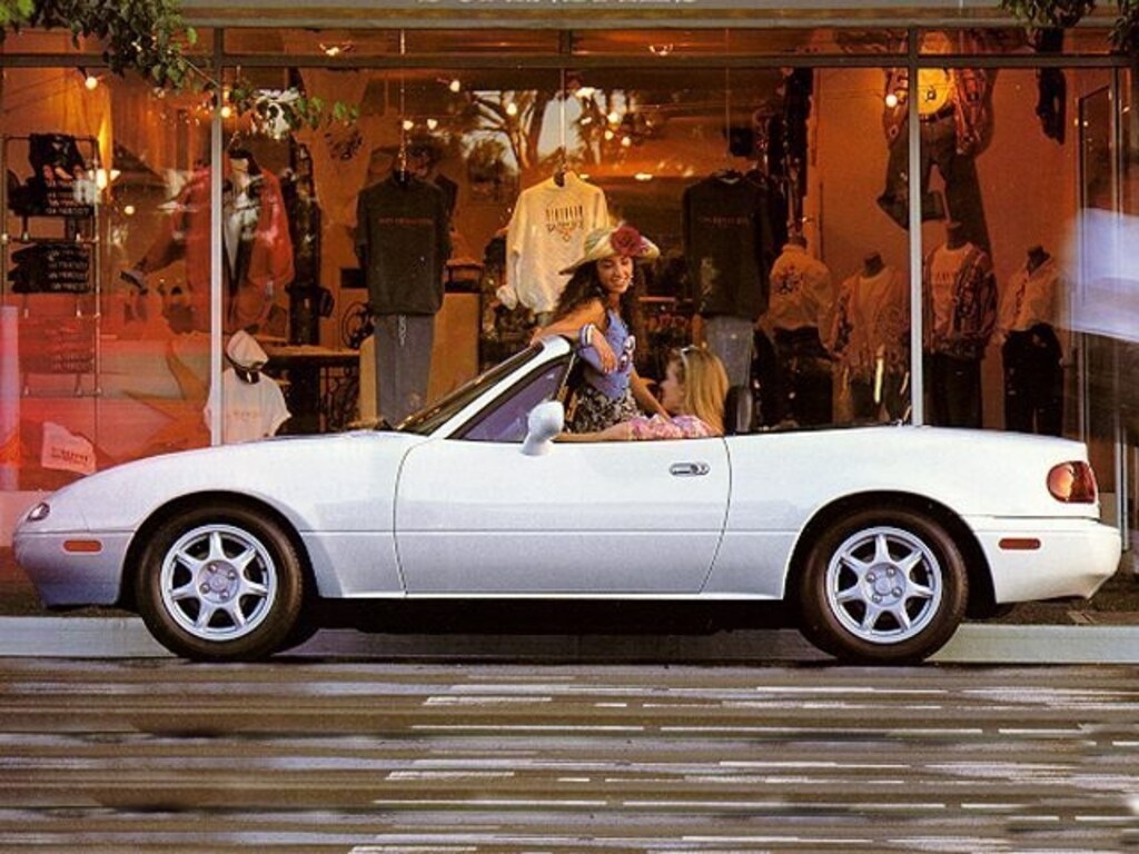 Used 1995 Mazda MX-5 Miata Base Convertible