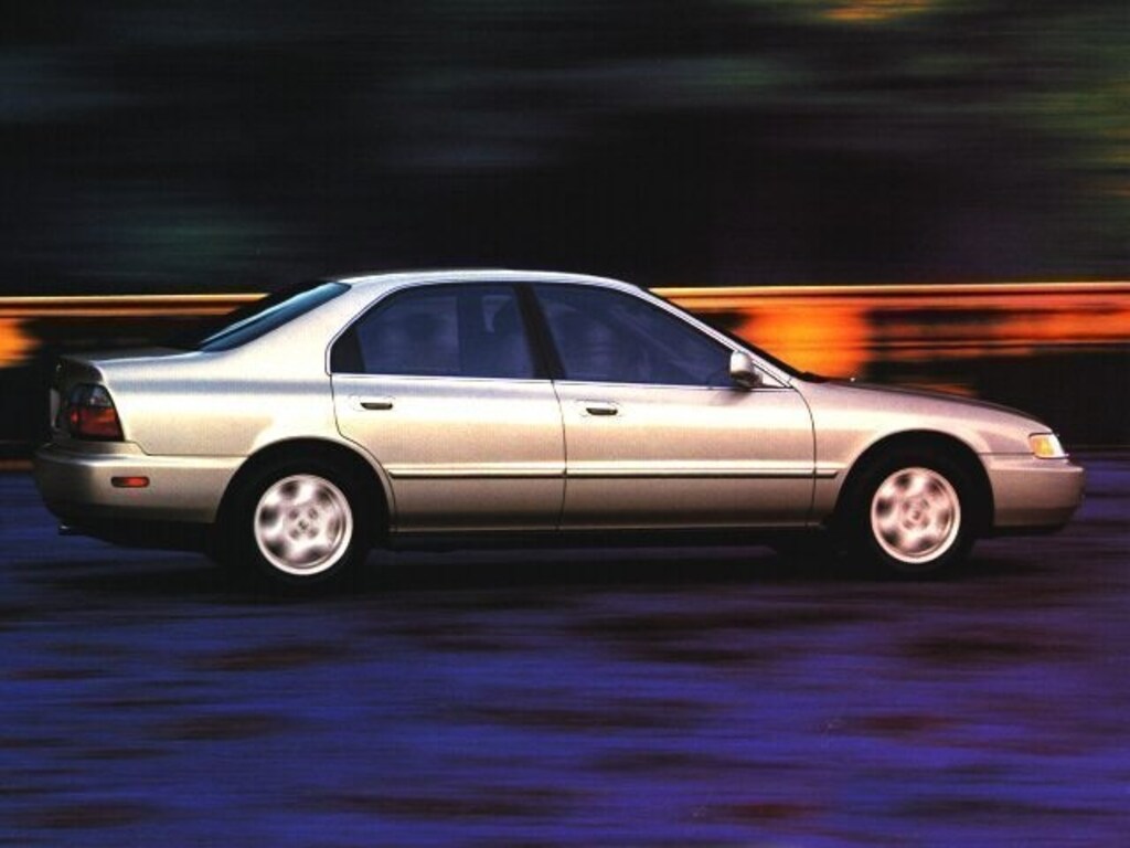 Used 1996 Honda Accord Sdn LX 4dr Car