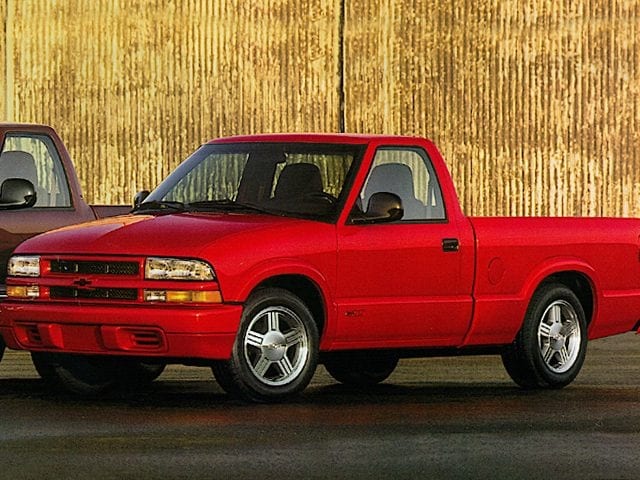 1998 Chevrolet S-10 LS's photo