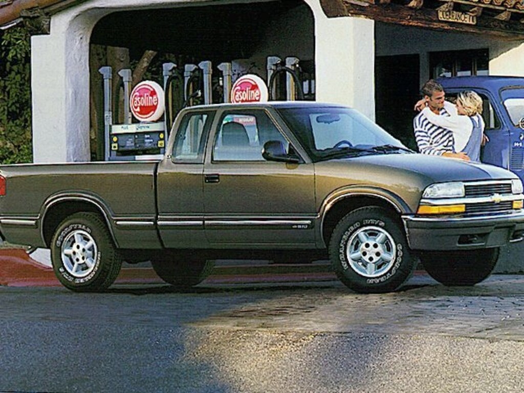 Used 1998 Chevrolet S10 LS Truck