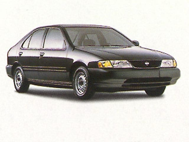 1998 Nissan Sentra Base -
                Redding, CA