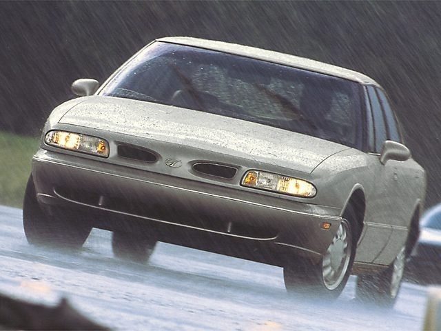 1998 Oldsmobile 88's photo