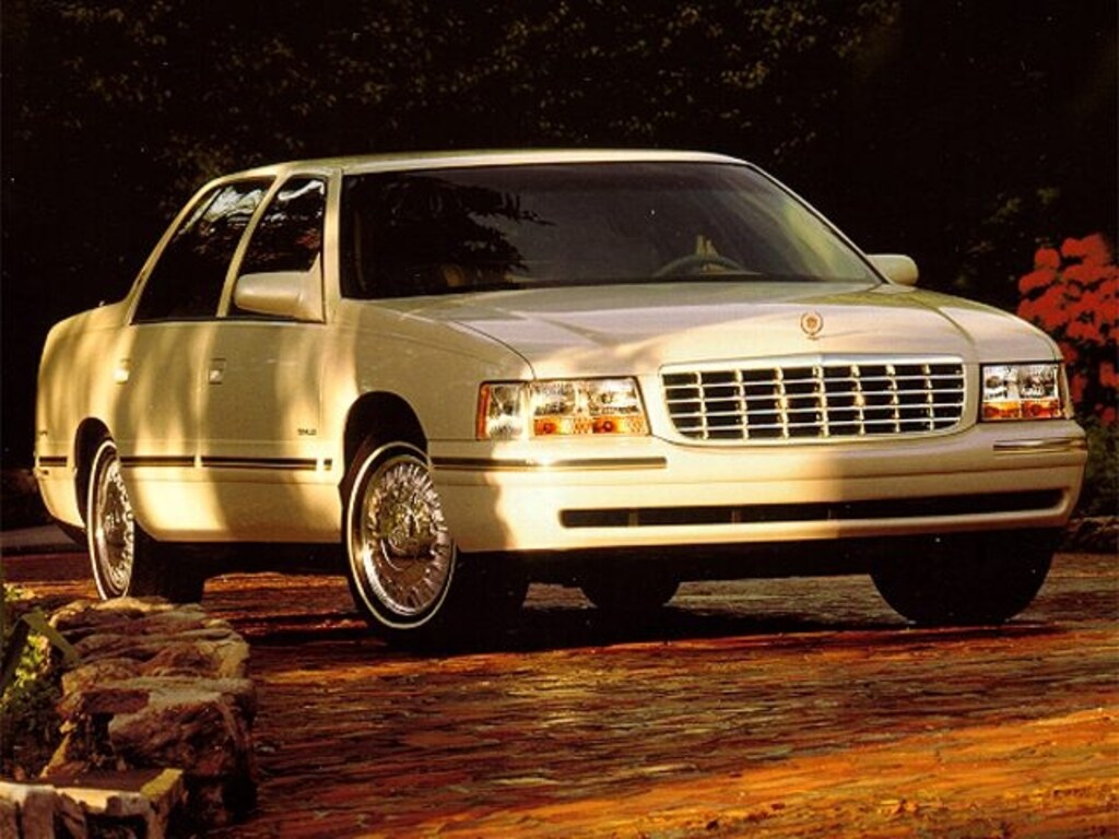 Used 1999 CADILLAC DeVille 4dr Sdn Sedan