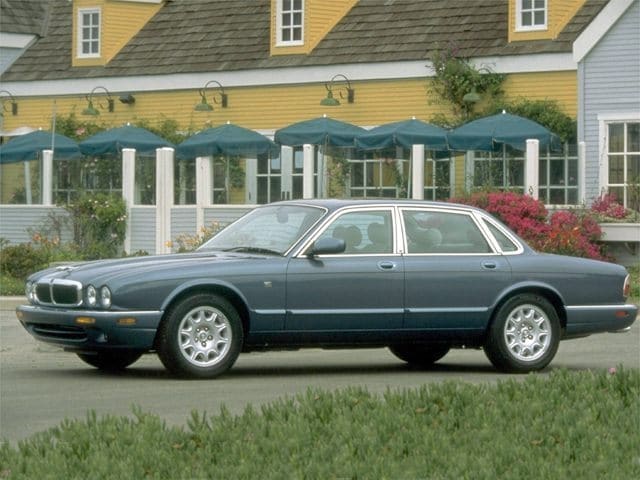 1999 Jaguar XJ's photo