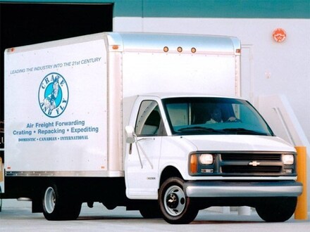 2000 Chevrolet Express Cutaway 3500 NA Cutaway Van