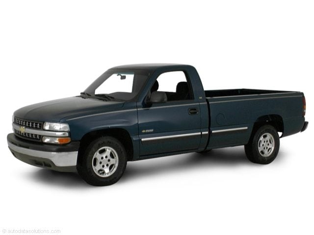 2000 Chevrolet Silverado's photo