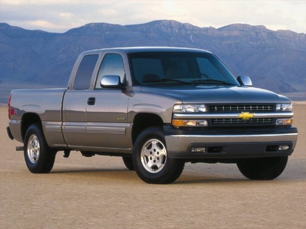 Used 2000 Chevrolet Silverado 1500 Base Truck