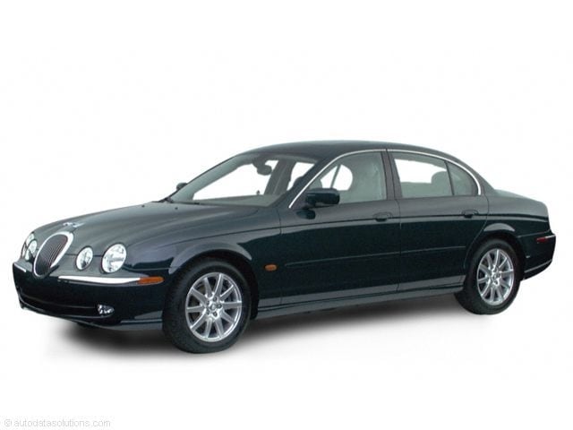 2000 Jaguar S-Type V8's photo