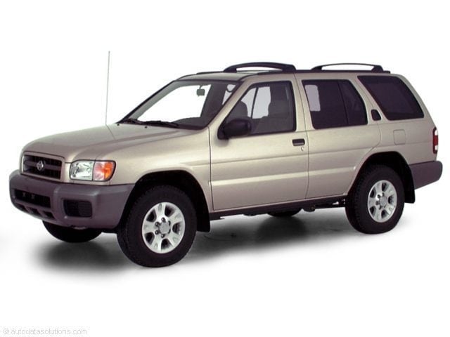 2000 Nissan Pathfinder SE's photo
