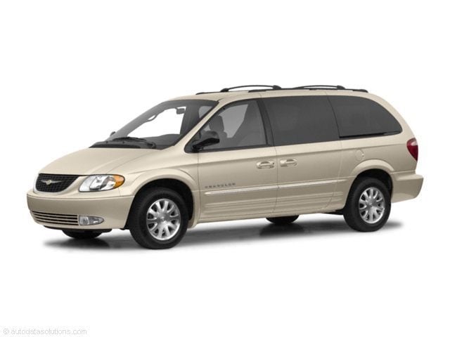2001 Chrysler Town & Country's photo
