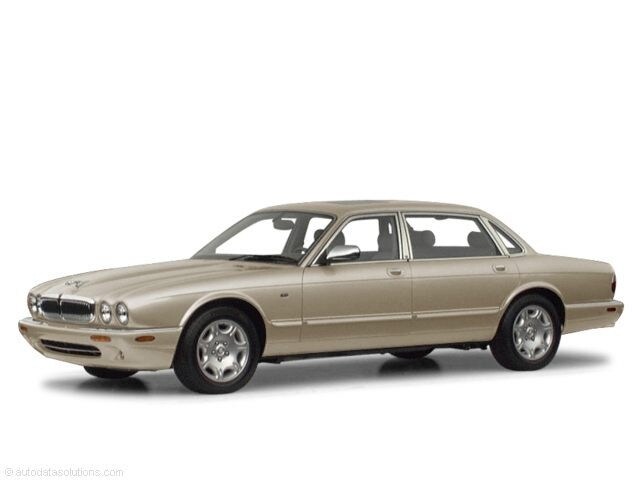 2001 Jaguar XJ8 Vanden Plas Sedan