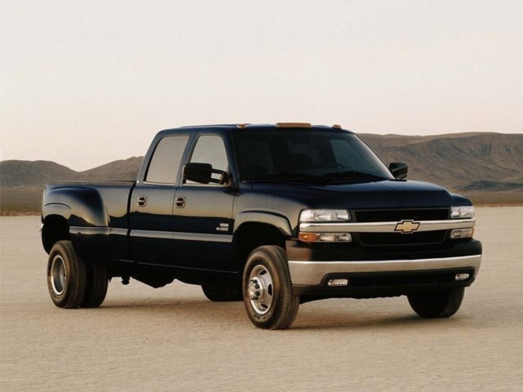 Used 2002 Chevrolet Silverado 3500 LT Truck