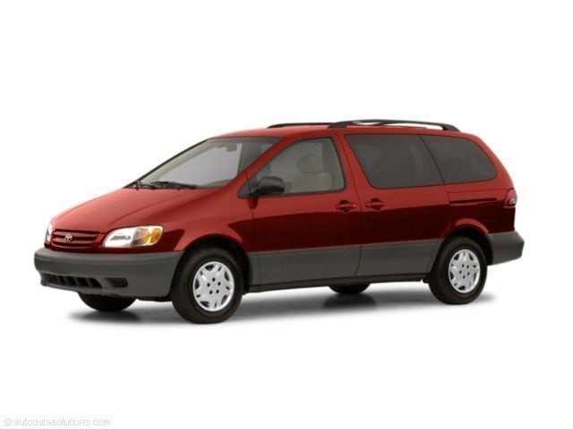2002 Toyota Sienna CE's photo