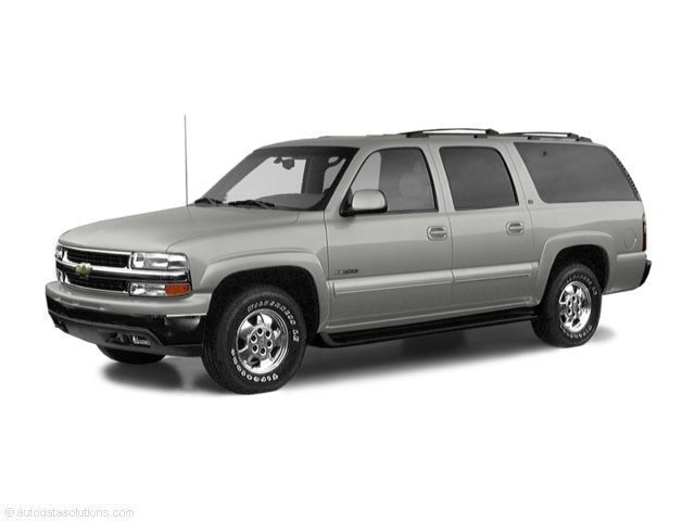 2004 Chevrolet Suburban's photo