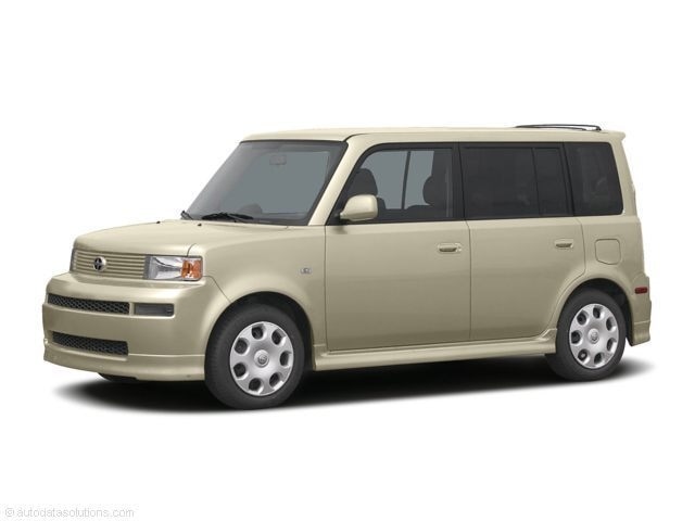 2004 Scion xB 4AT's photo