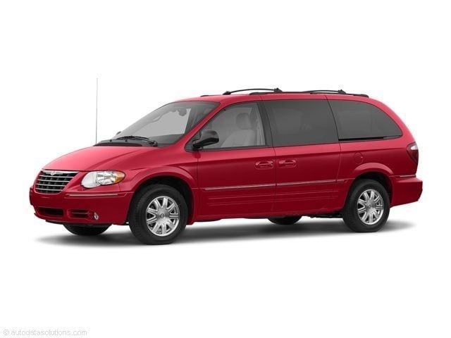 2005 Chrysler Town & Country  -
                Waukesha, WI