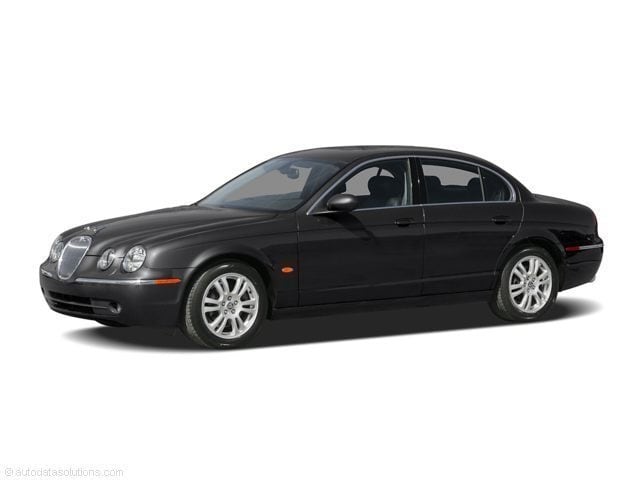 2006 Jaguar S-Type V6's photo