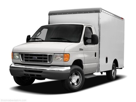 2008 Ford E-350 Cutaway Base Truck