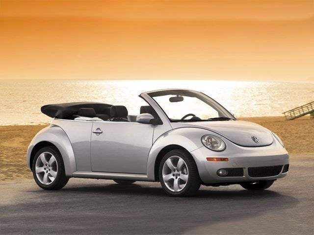 2008 Volkswagen Beetle SE 6AT's photo
